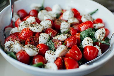 Salade de tomates cerises et mozzarella